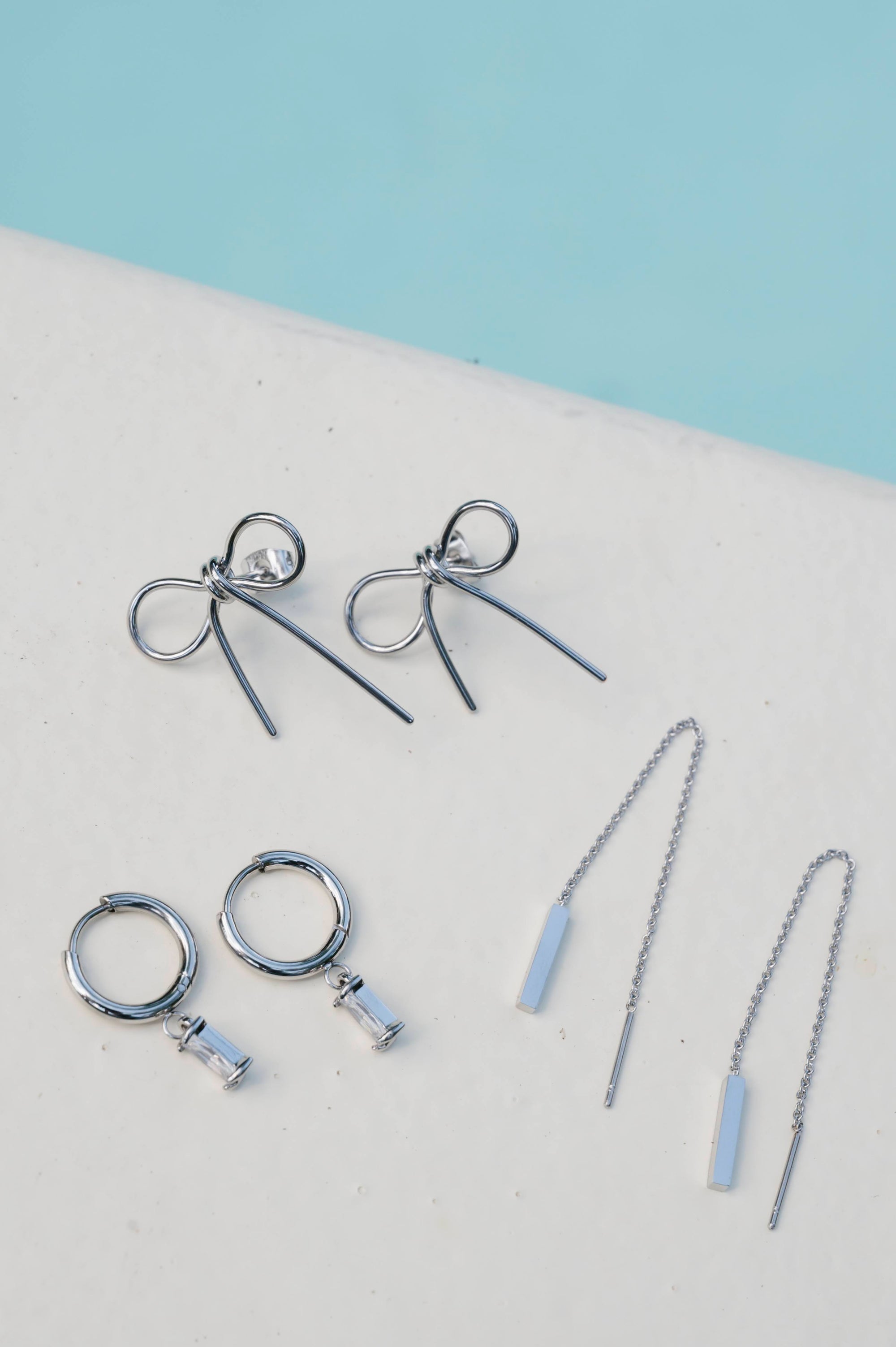 Bow Earring