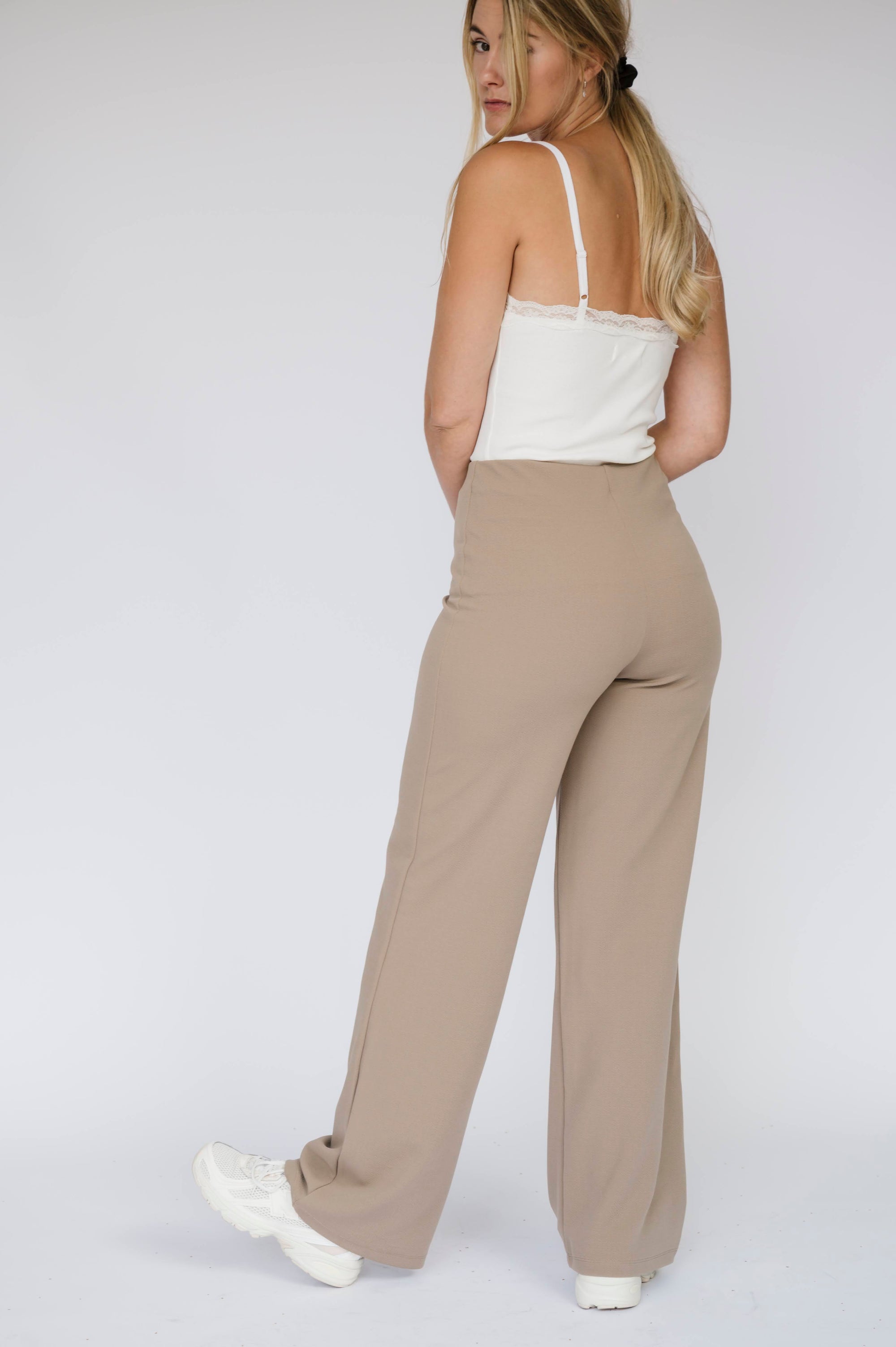 Trousers - Taupe