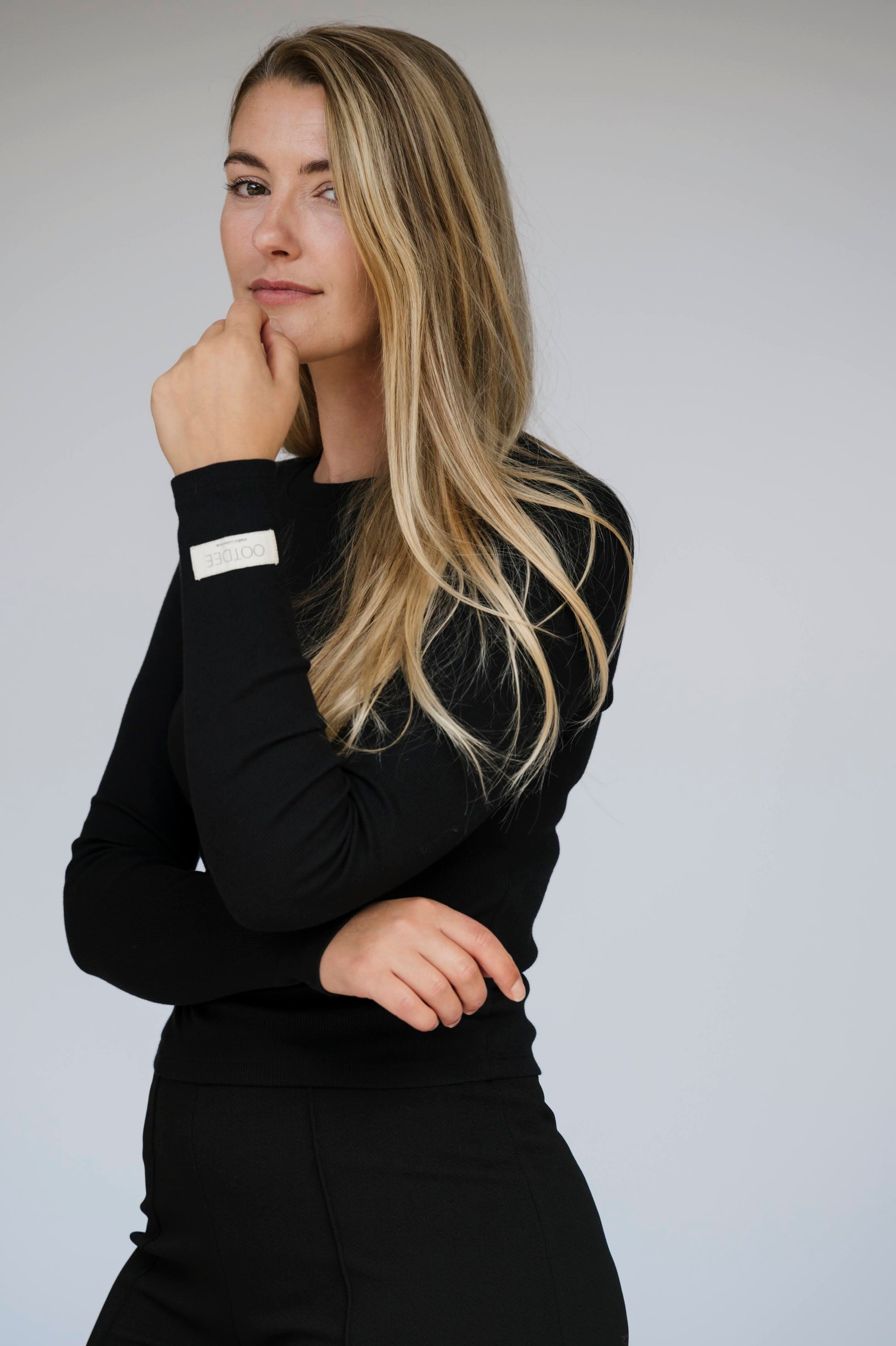 Long Sleeve - Black