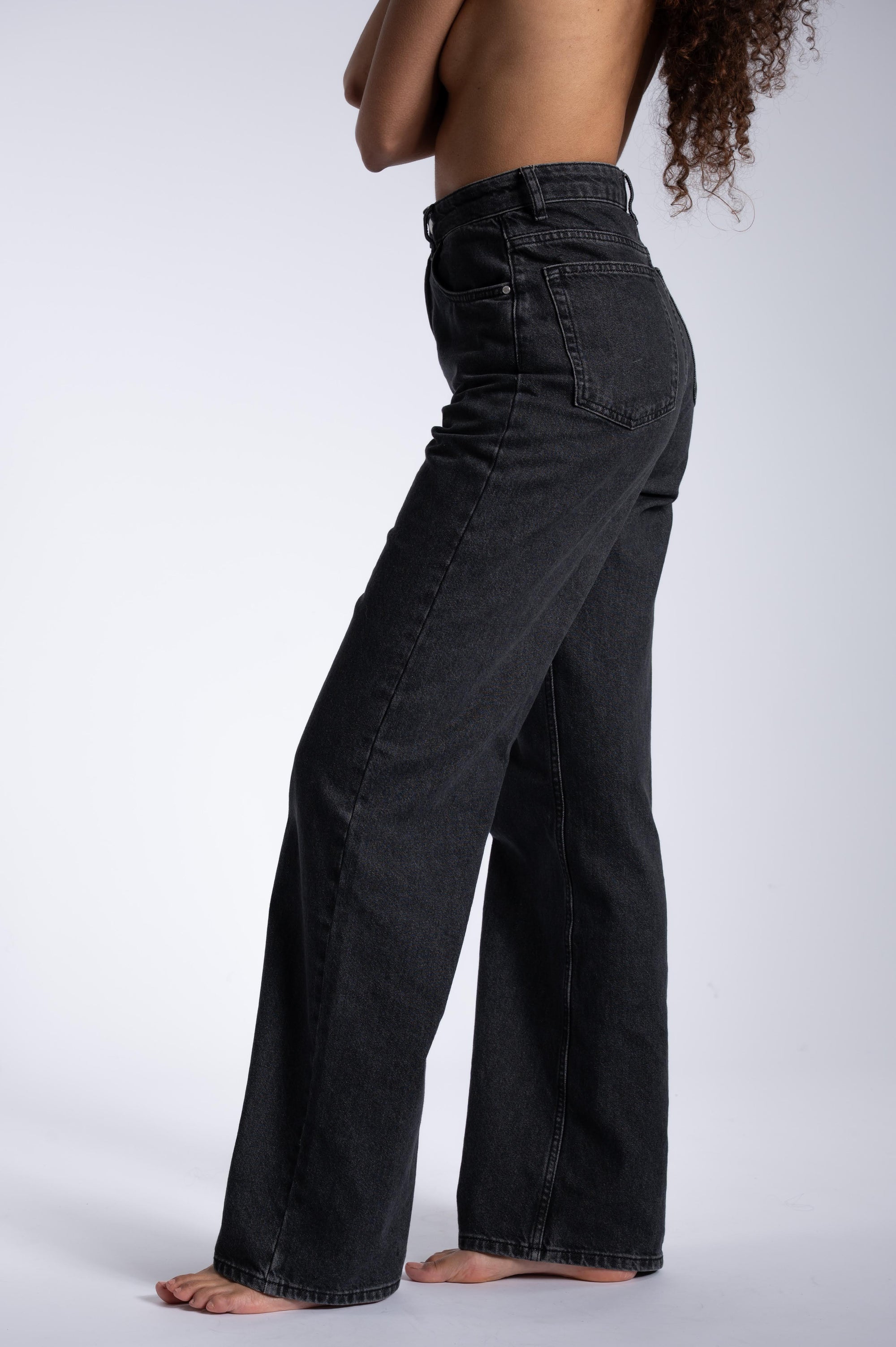 Wide Leg Jeans - Washed Black