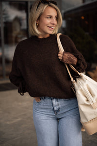 Bow Cuff Wide Pull - Chocolate Brown