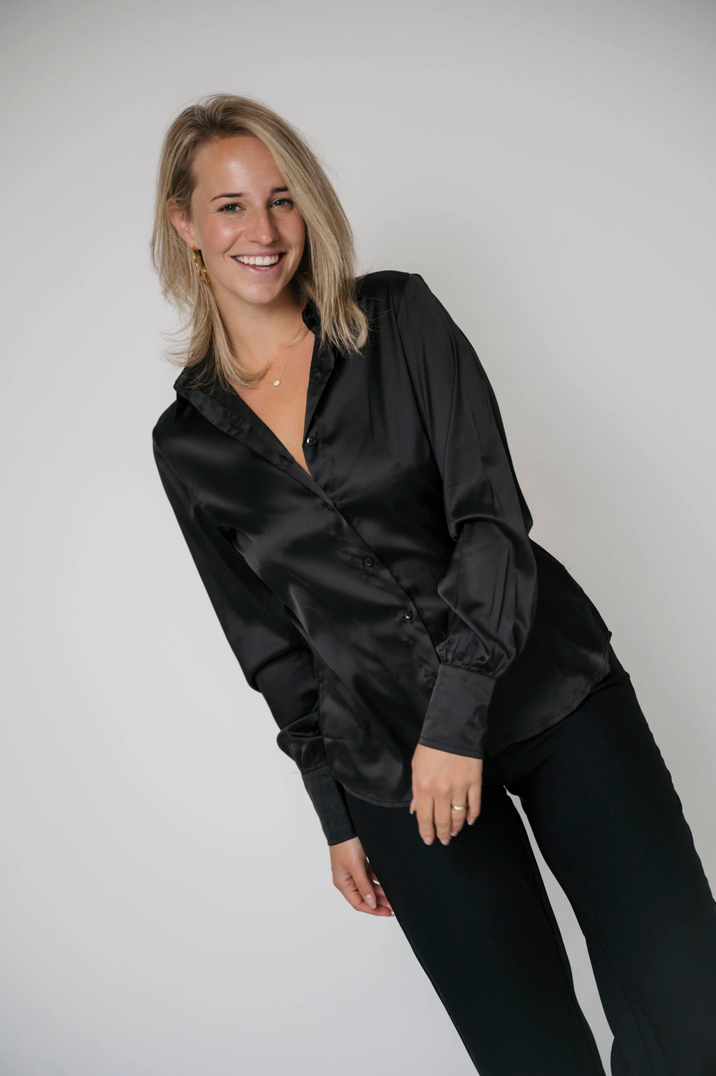 Mia Satin Blouse Zwart
