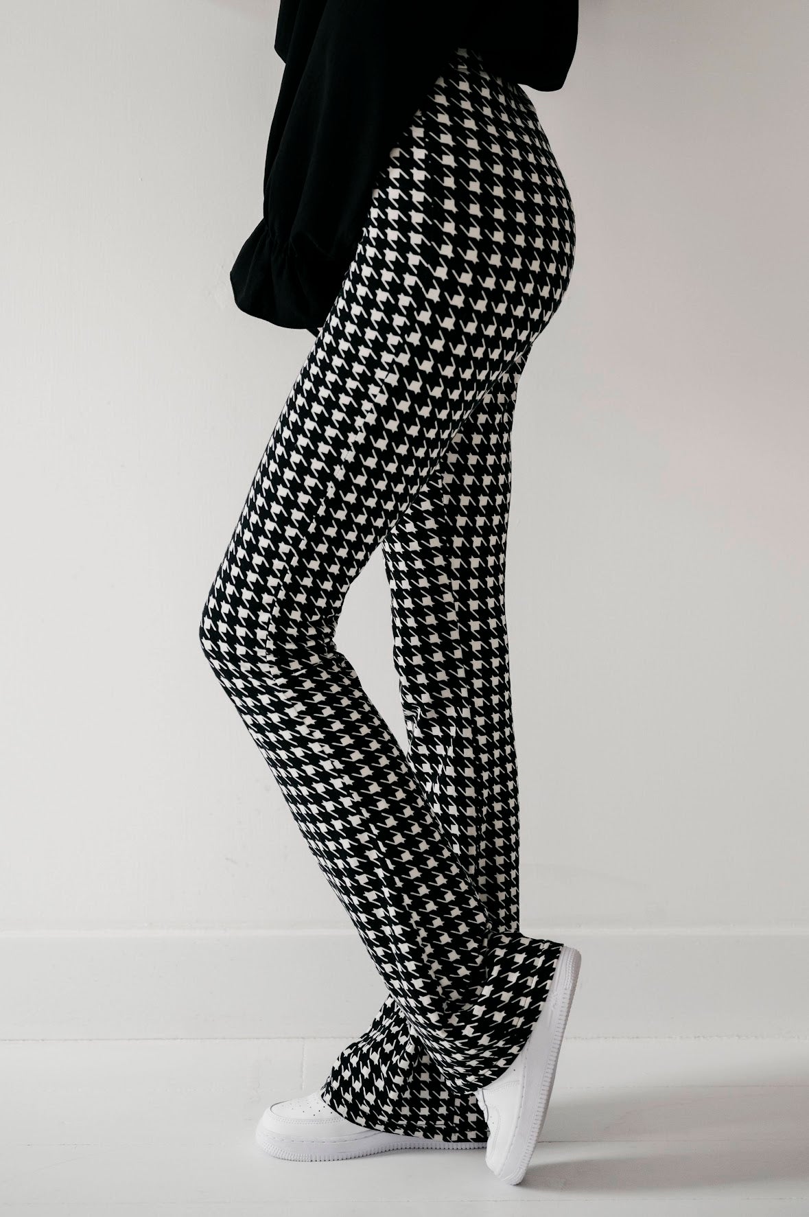 Comfy & Stretchy Flared Pied De Poule