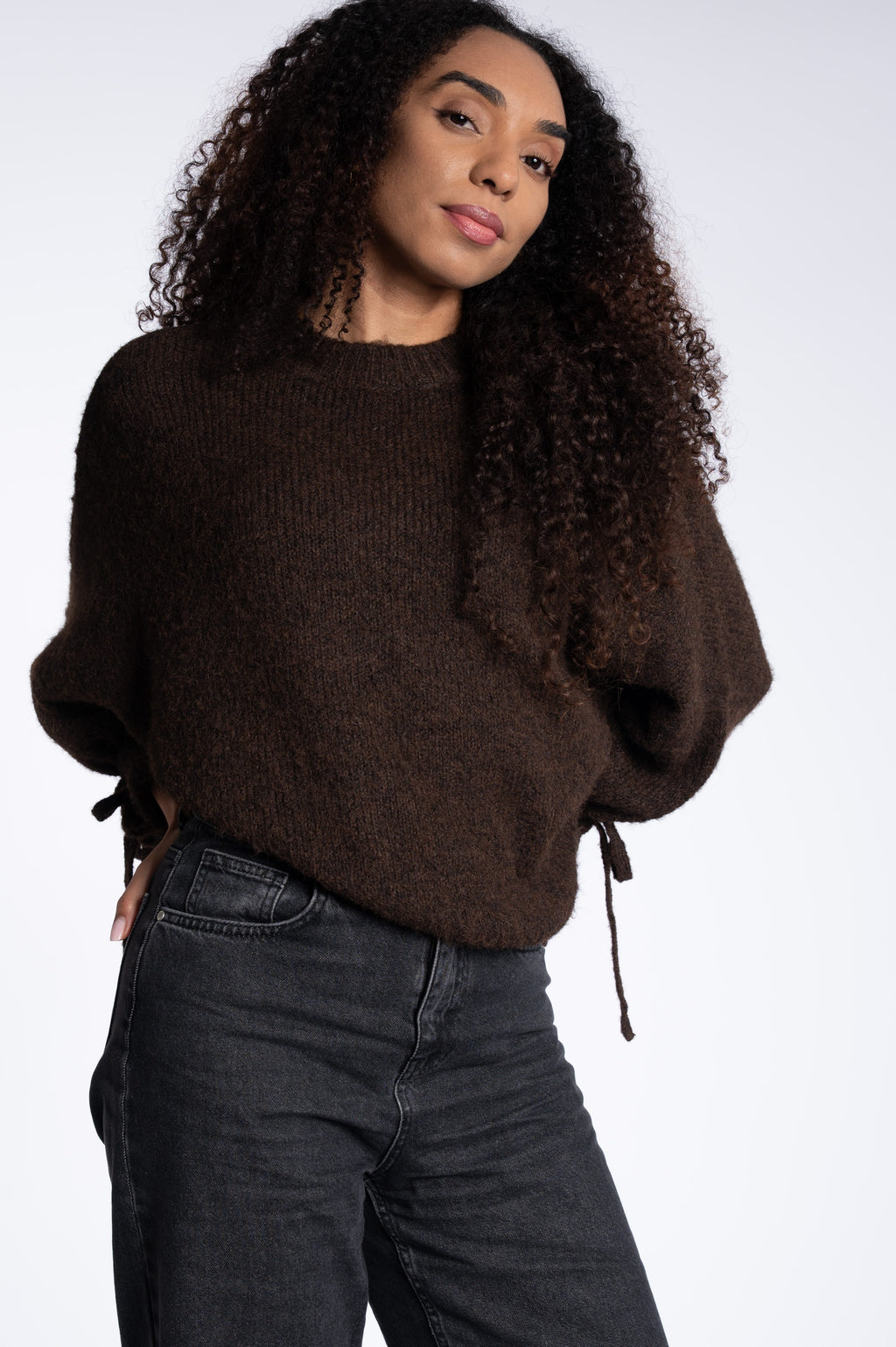 Bow Cuff Wide Pull - Chocolate Brown