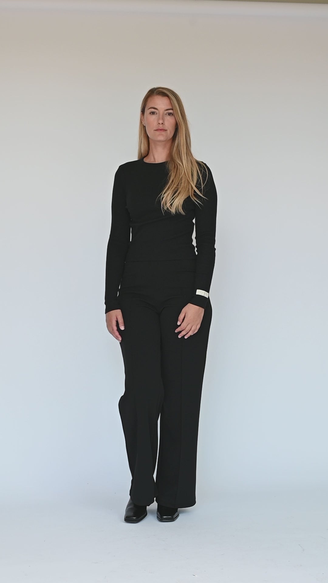 Long Sleeve - Black
